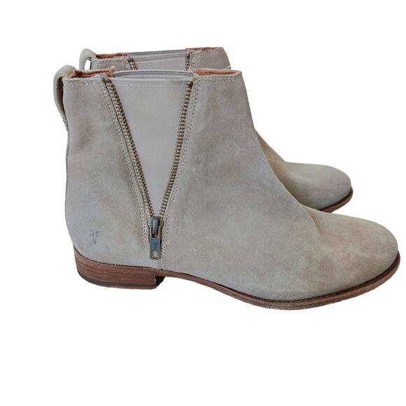 Frye Women Sz 10 Tan Beige Leather Suede Low Block Heel Ankle Booties - Picture 1 of 6
